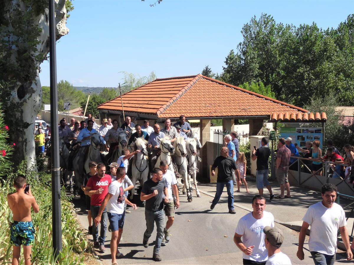 Camping Le Pre Saint-Andre Souvignargues Екстер'єр фото