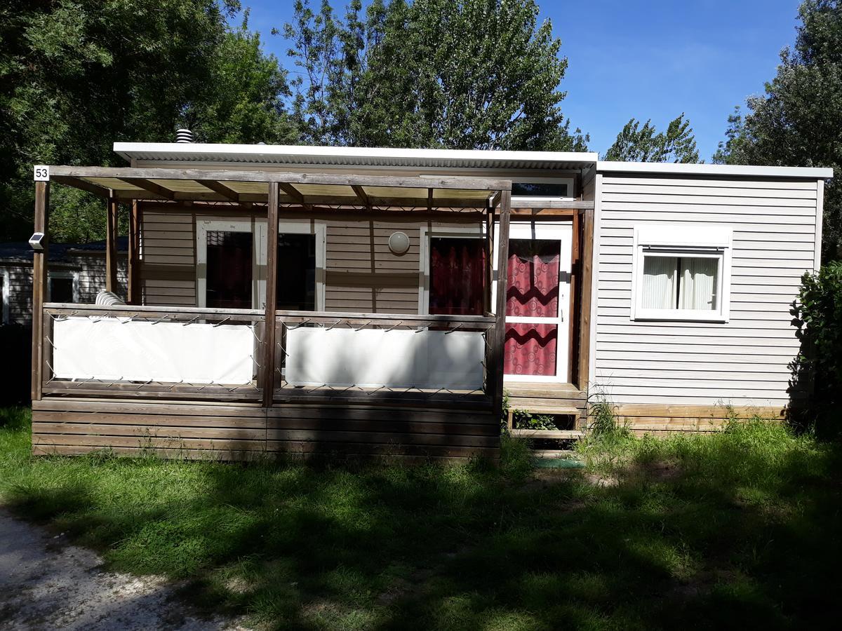 Camping Le Pre Saint-Andre Souvignargues Екстер'єр фото